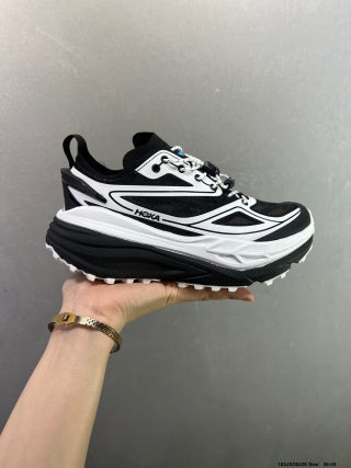 HOKA M Stinson 7--1168931 / BLTR (BlackWhite)
