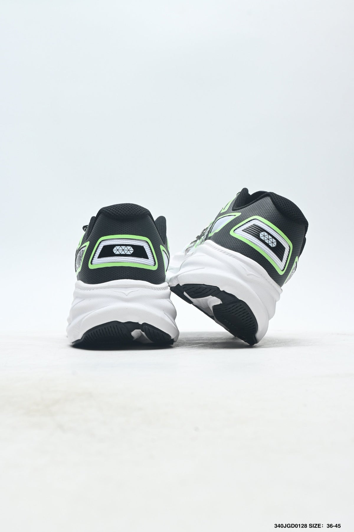 HOKA M KAWANA 2 --1155370 -2